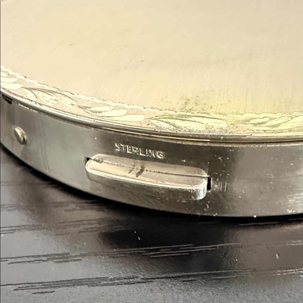 Vintage Sterling Silver Compact Case - Picture 3 of 9